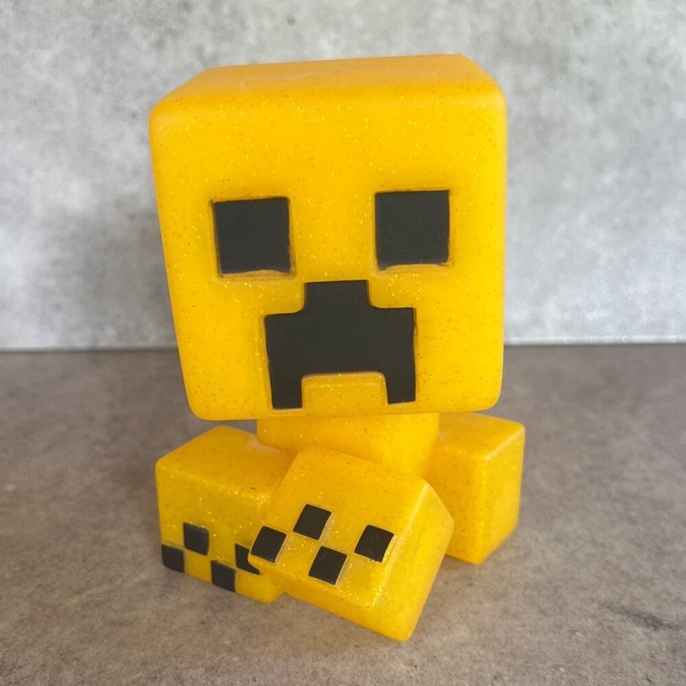 Jinx Minecraft 10 Year Anniversary Creeper Mega Bobble Mob Gold 5 Inches mojang